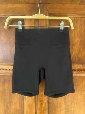 Fabletics Motion 365+ Black Shorts | Size XS | Like New